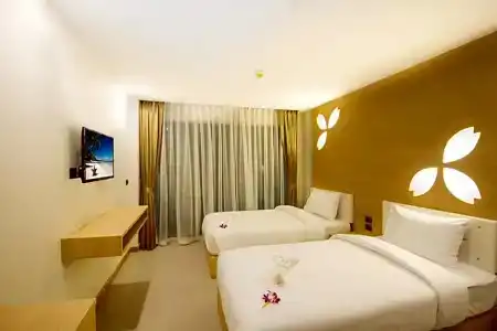 Araya Beach Patong - 79