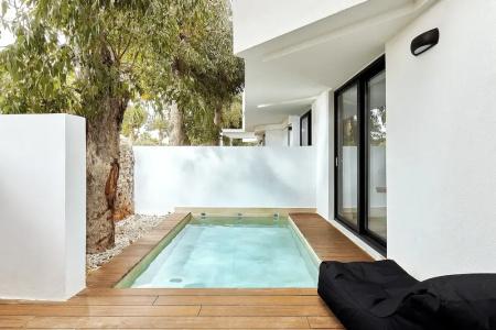 Sunset Studios & Apts - 10