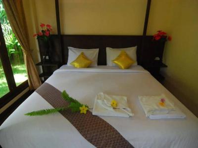 Lanta Klong Nin Beach Resort - 4