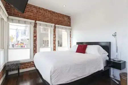 Venice Breeze Suites - 1