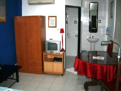 Summer Breeze Inn - 17