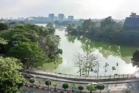 Chatrium Royal Lake Yangon - 180