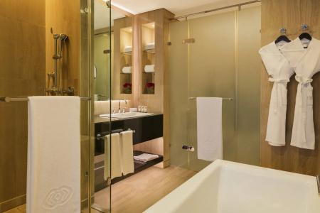 Sofitel Abu Dhabi Corniche - 12