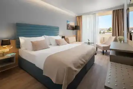 Valamar Meteor - 100