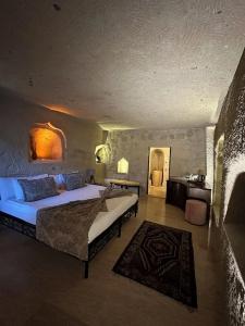 Ortahisar Cave - 57