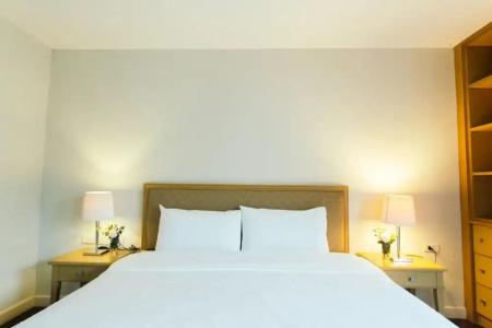 Thomson Residence - 226