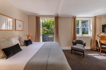 The Resident Kensington - 39