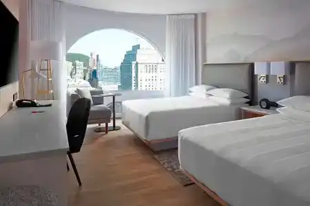 Montreal Marriott Chateau Champlain - 37