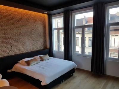 Goodnight Antwerp - 2