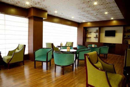 Golden Tulip Jaipur - 18