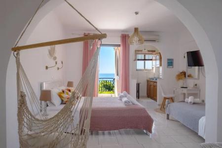 Pefkides Aegina Boutique - 66