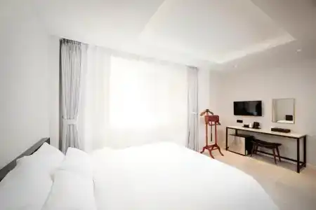 Hongdan - 2