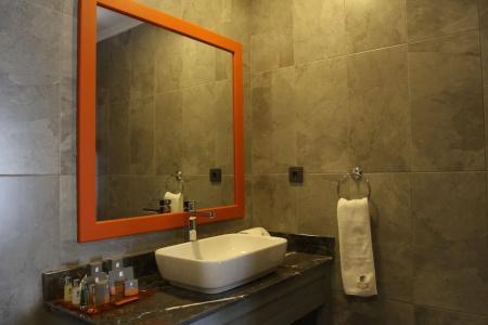 Onyx Business - 7