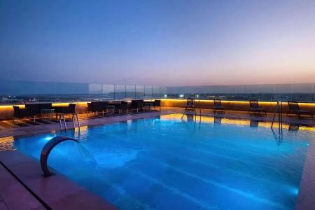 Radisson - 18