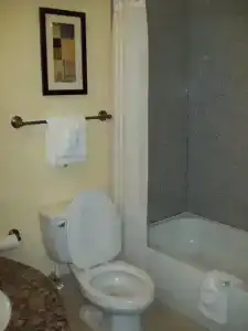 Magnolia Inn and Suites Pooler - 18