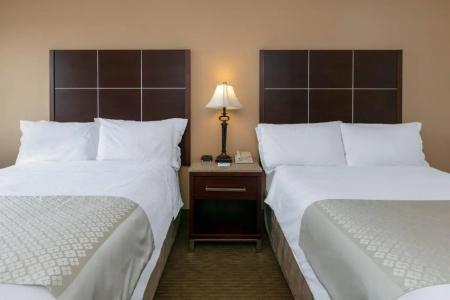 Wyndham Riverfront - 60