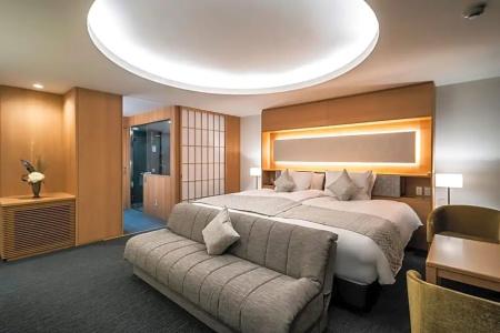 Kyoto Shijo Takakura Grandereverie - 66