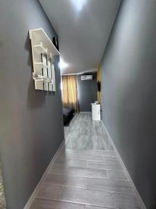 Grey House - 16