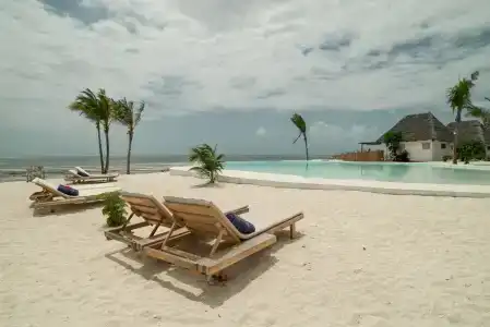 Zanbluu Beach - 30