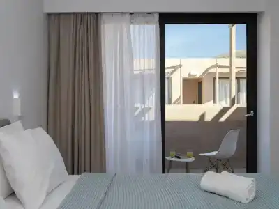 Golden Bee Lifestyle - 1