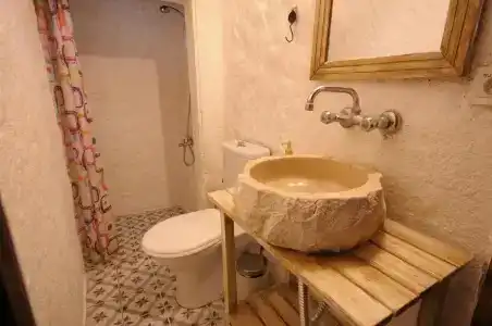 Afet Hanim Konagi - 24