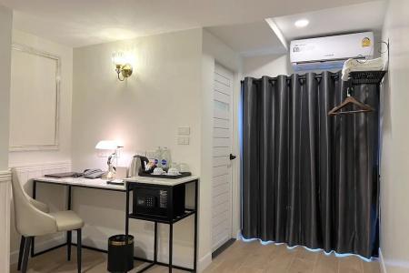 Travelier Hostel - 59