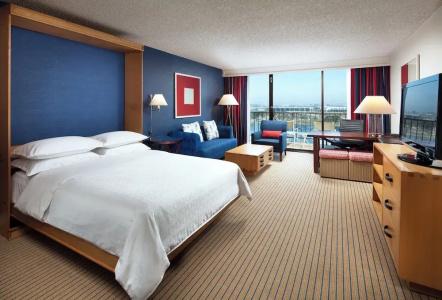 Sheraton San Diego & Marina - 56