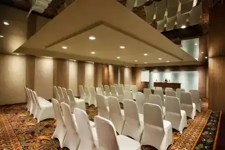 Ramada by Wyndham Bali Sunset Road Kuta - 9