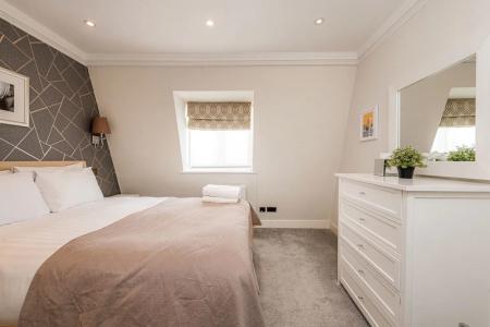 Queensgate Court - 204