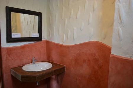 Nirvana Guesthouse & - 8