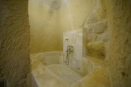 Serenus Cave Suites - 79