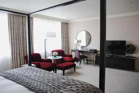 The Westbury - 125