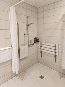 Rydges Latimer - 90