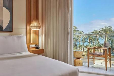 Zephyros Beach Boutique - 83