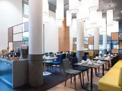 Novotel Château de Versailles - 18