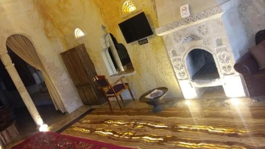 Oread Cave Suites - 300
