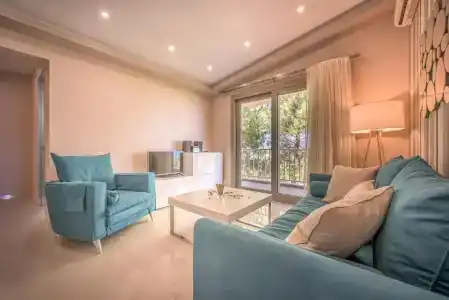 Koukounaria & Suites - 79