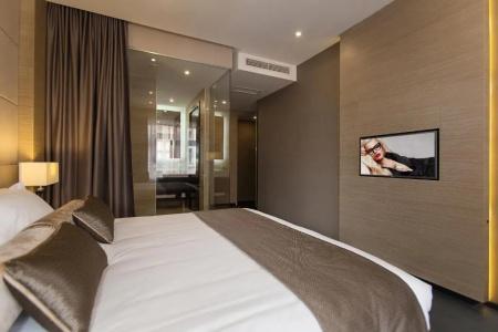 Dominic Smart & Luxury Suites - Republic Square - 47