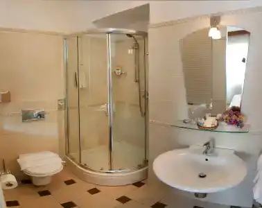 Royal Suites - 8