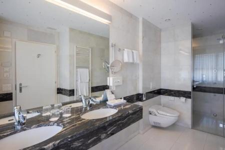 Villa Orselina - Small Luxury - 32