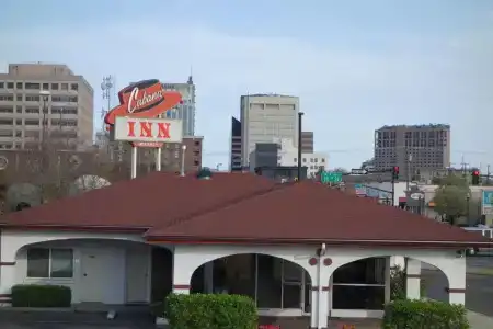 Cabana Inn - - 24