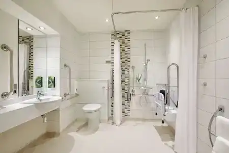 Premier Inn Leicester Square - 46