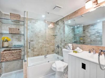 The Alexander All Suites - 744