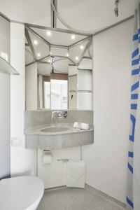 Cabinn City - 8