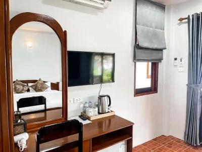 Bounty Resort - 77