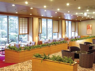 The Crown Palais New Hankyu Kochi - 1