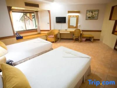 100 Islands Resort & Spa - 32
