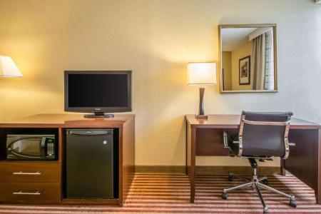 Comfort Inn Maingate - 35
