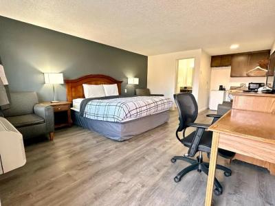 Economy Inn - 16