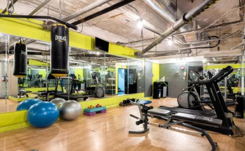 Riverwalk Plaza - 27